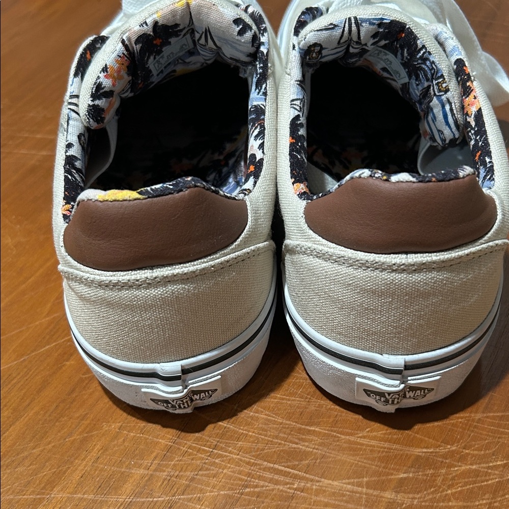 Beige Vans - Picture 6 of 6